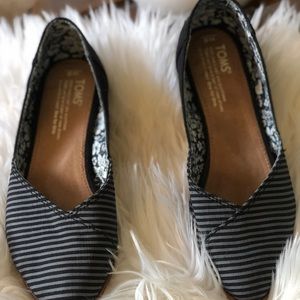 TOMS jutti flats